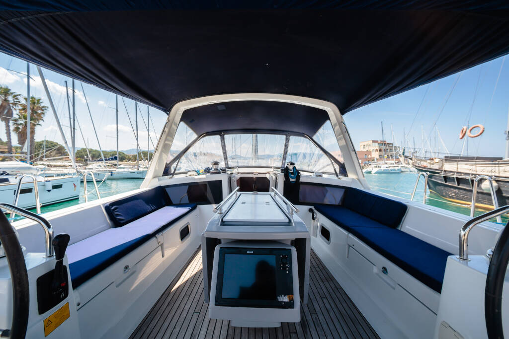 Oceanis 48 Hesperus - Standard line