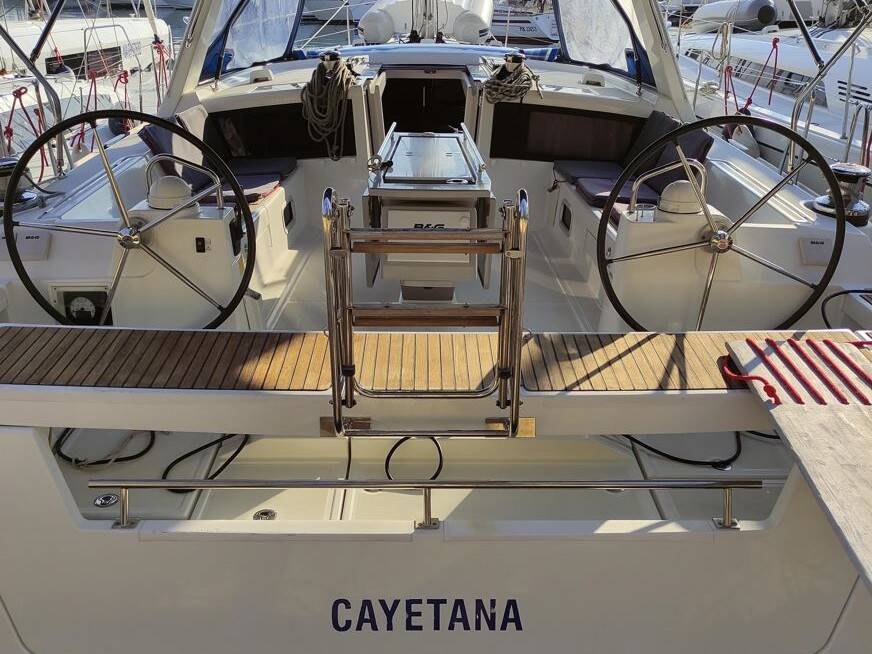 Oceanis 48 • Cayetana