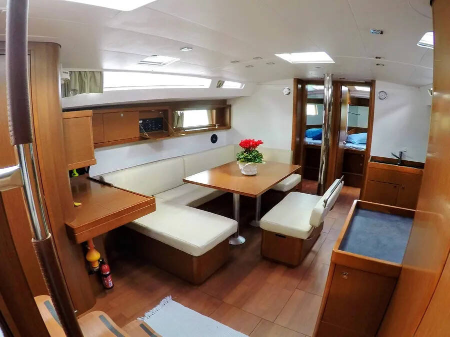 Oceanis 48 Cayetana