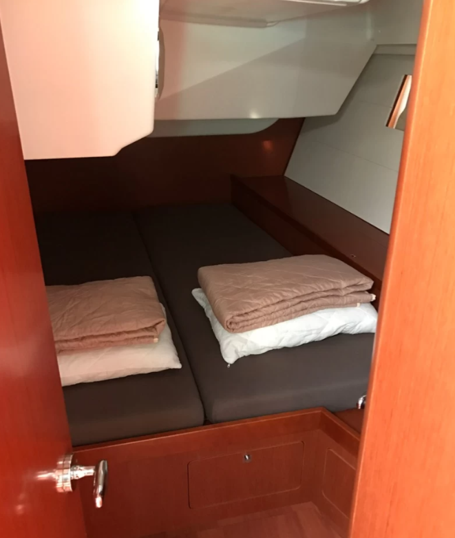Oceanis 48 Skiron