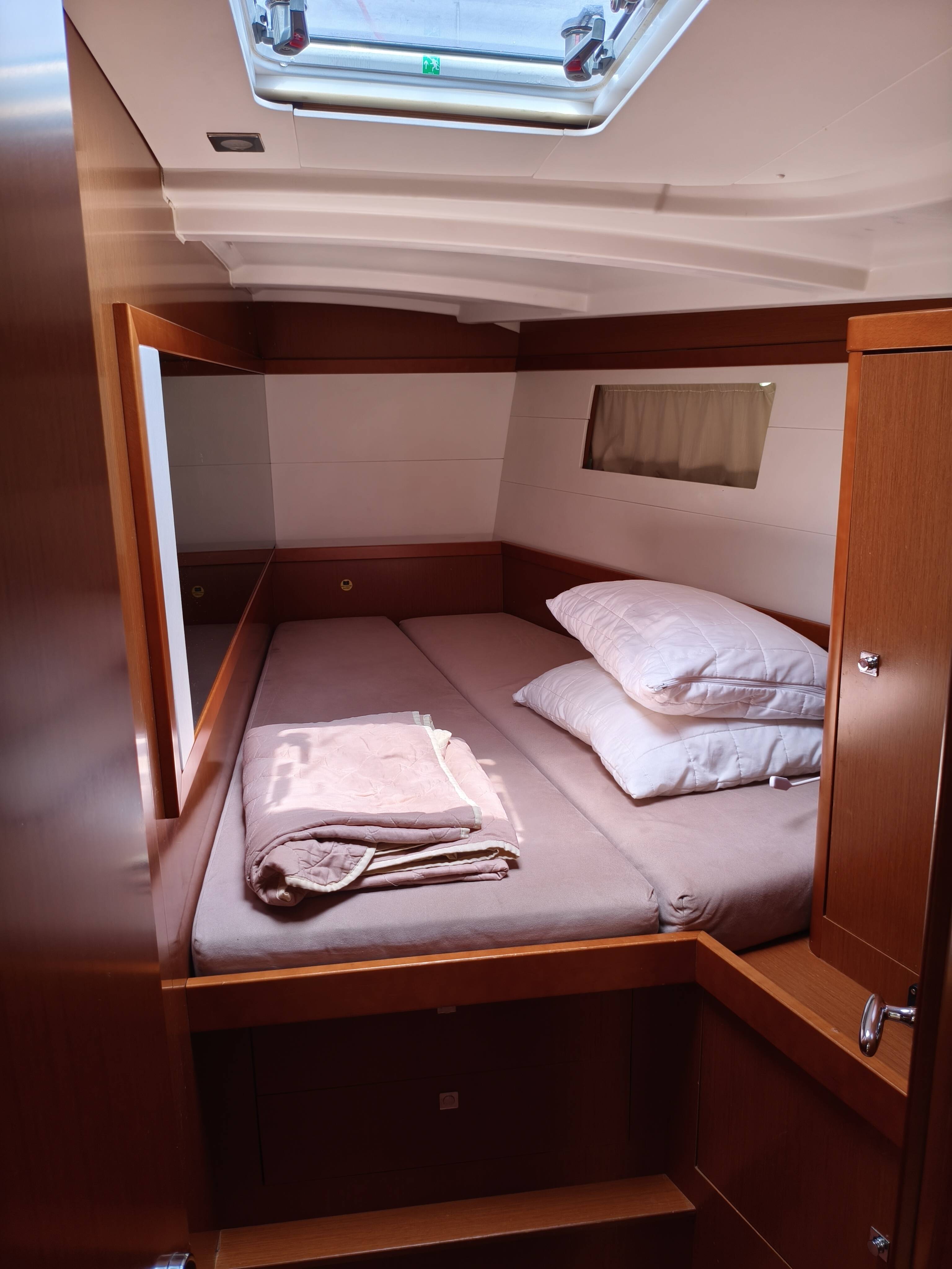 Oceanis 48 Skiron