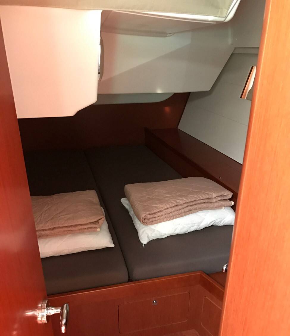 Oceanis 48 Skiron