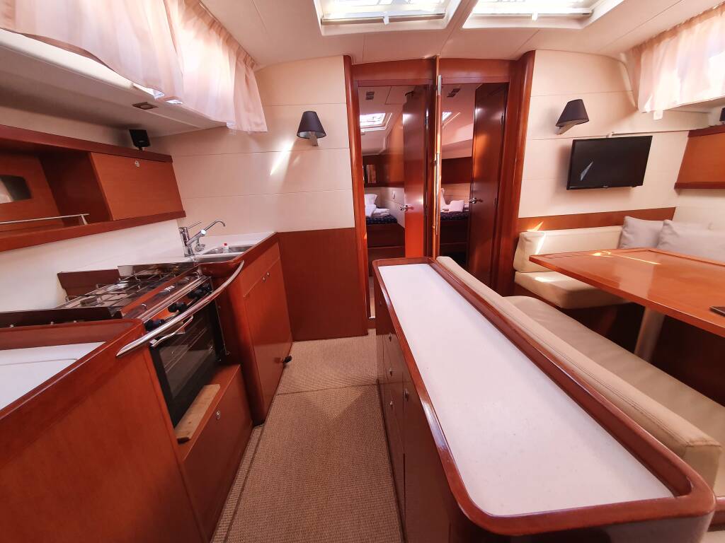 Oceanis 50 Family Air Condition Ornella