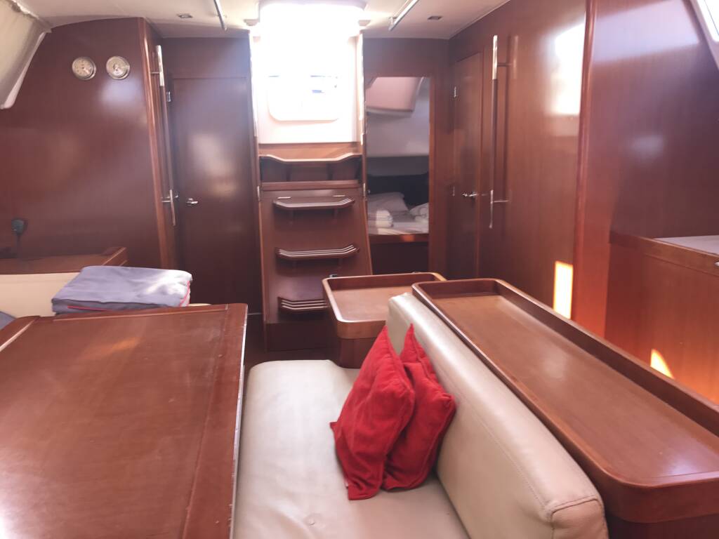 Oceanis 50 Family Spica