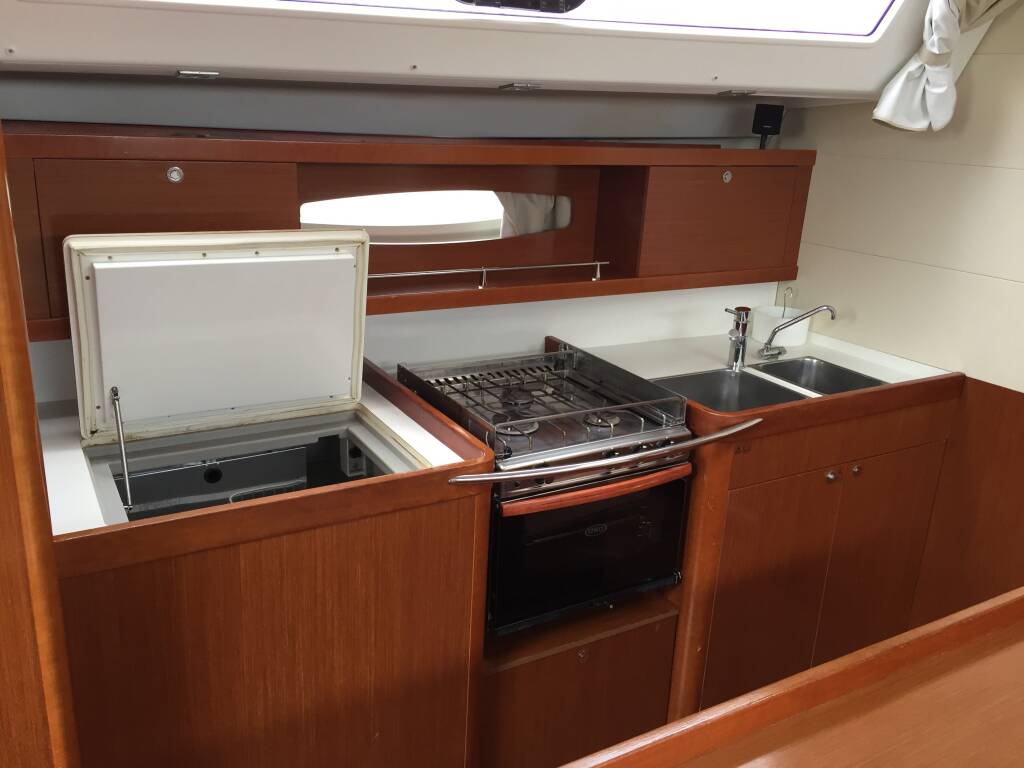Oceanis 50 Family Kochab II