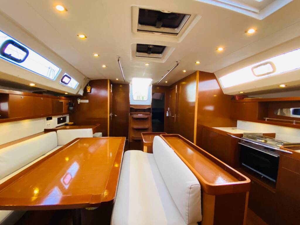 Oceanis 50 Family Free Spirit - Brand New engine 2020