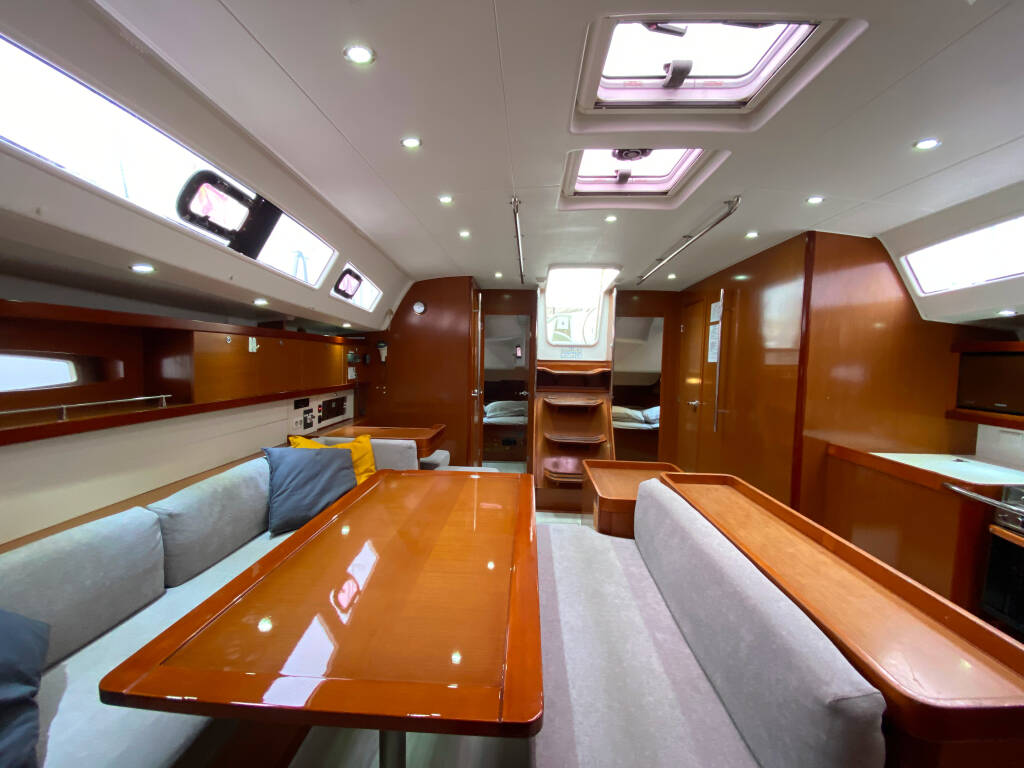 Oceanis 50 Family Valhalla