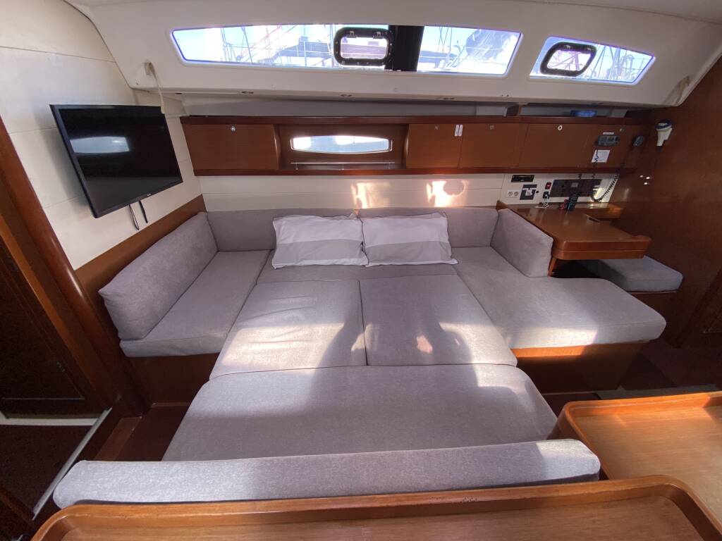 Oceanis 50 Family Valhalla