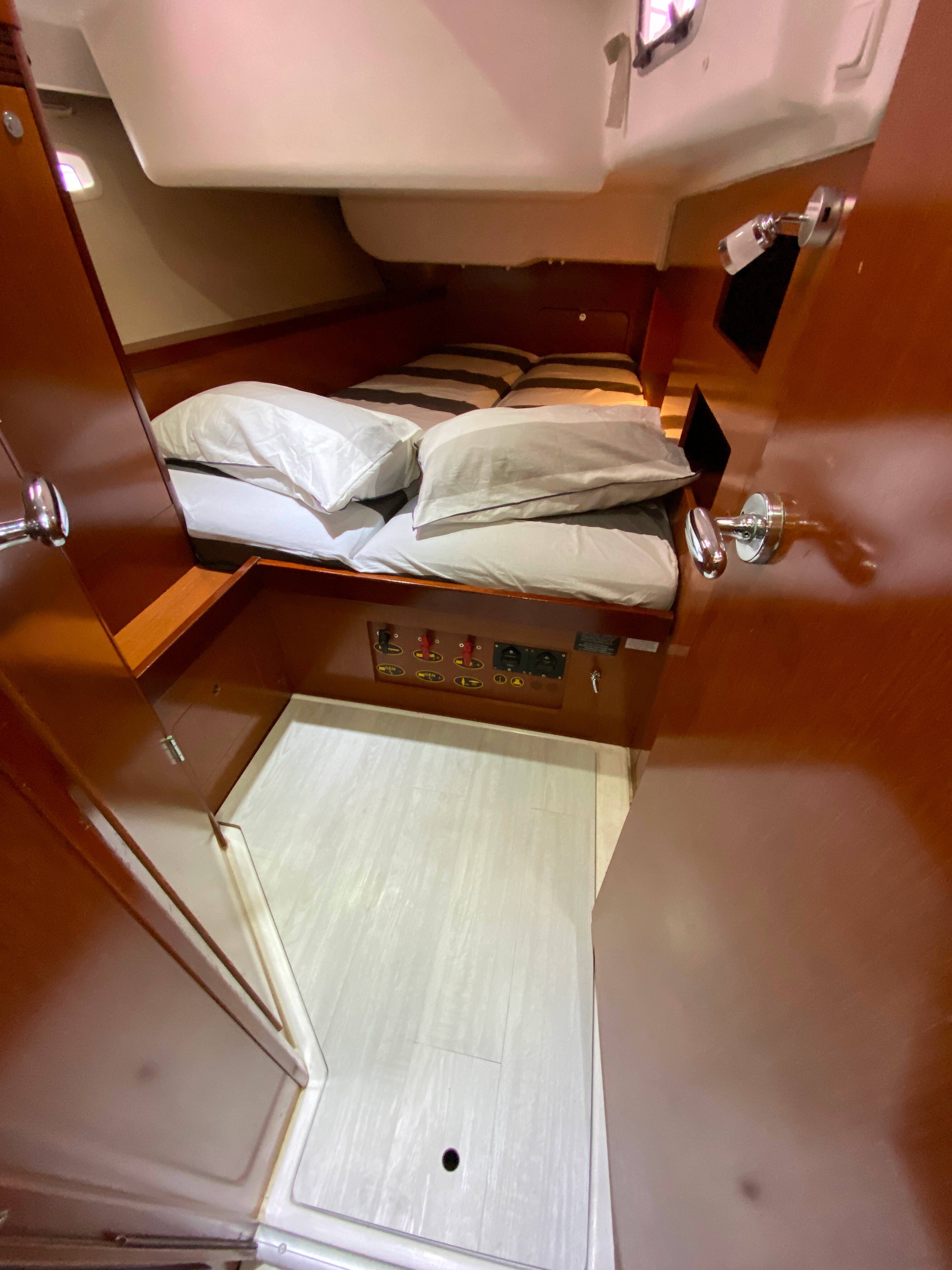 Oceanis 50 Family Valhalla