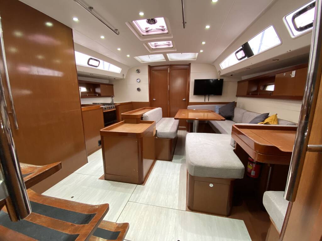 Oceanis 50 Family Valhalla