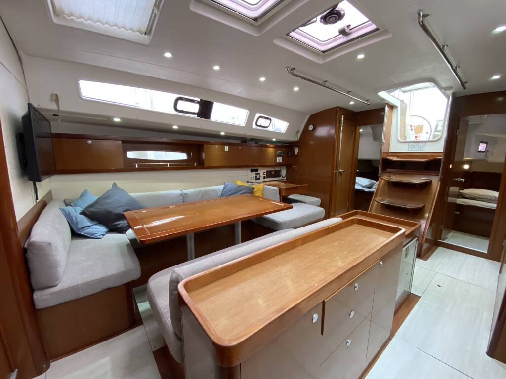 Oceanis 50 Family Valhalla