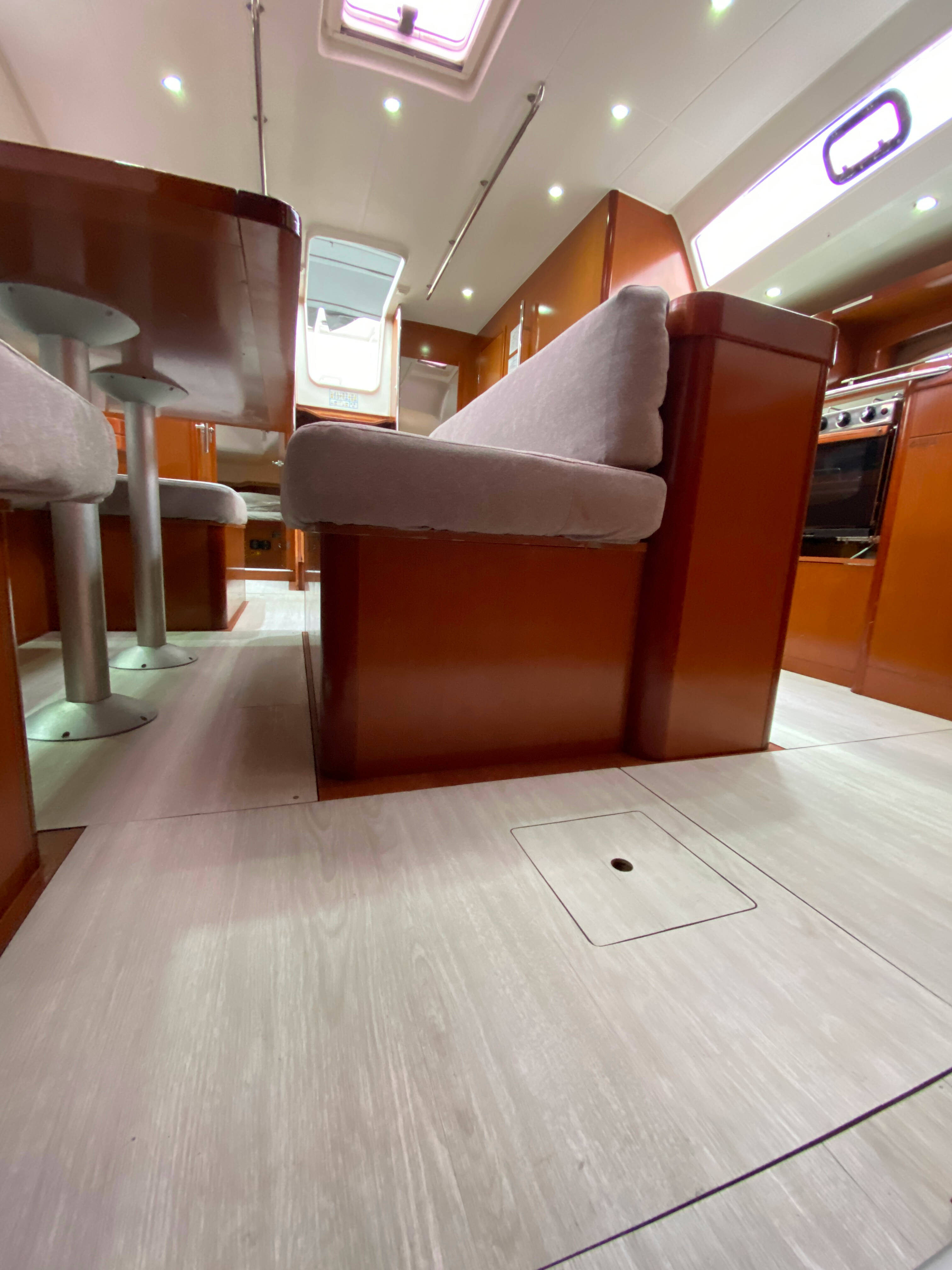 Oceanis 50 Family Valhalla