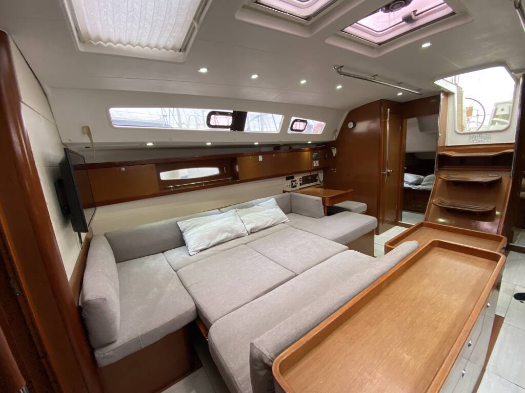 Oceanis 50 Family Valhalla