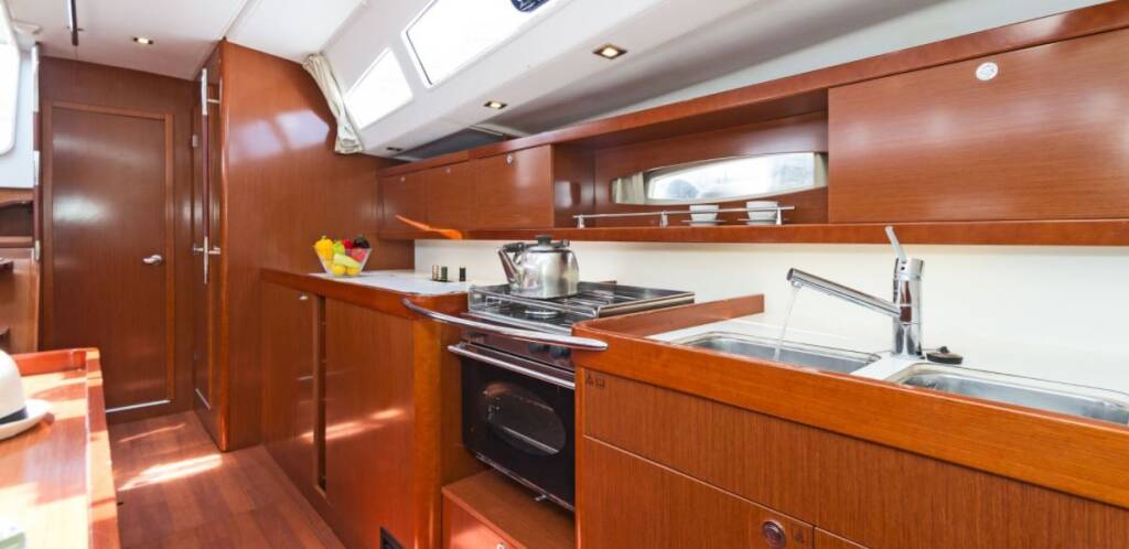 Oceanis 50 Family Leandros D