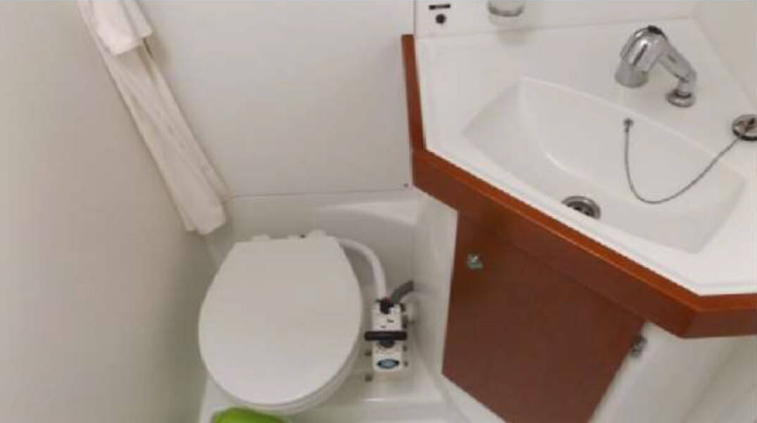 Oceanis 50 In Compliance 