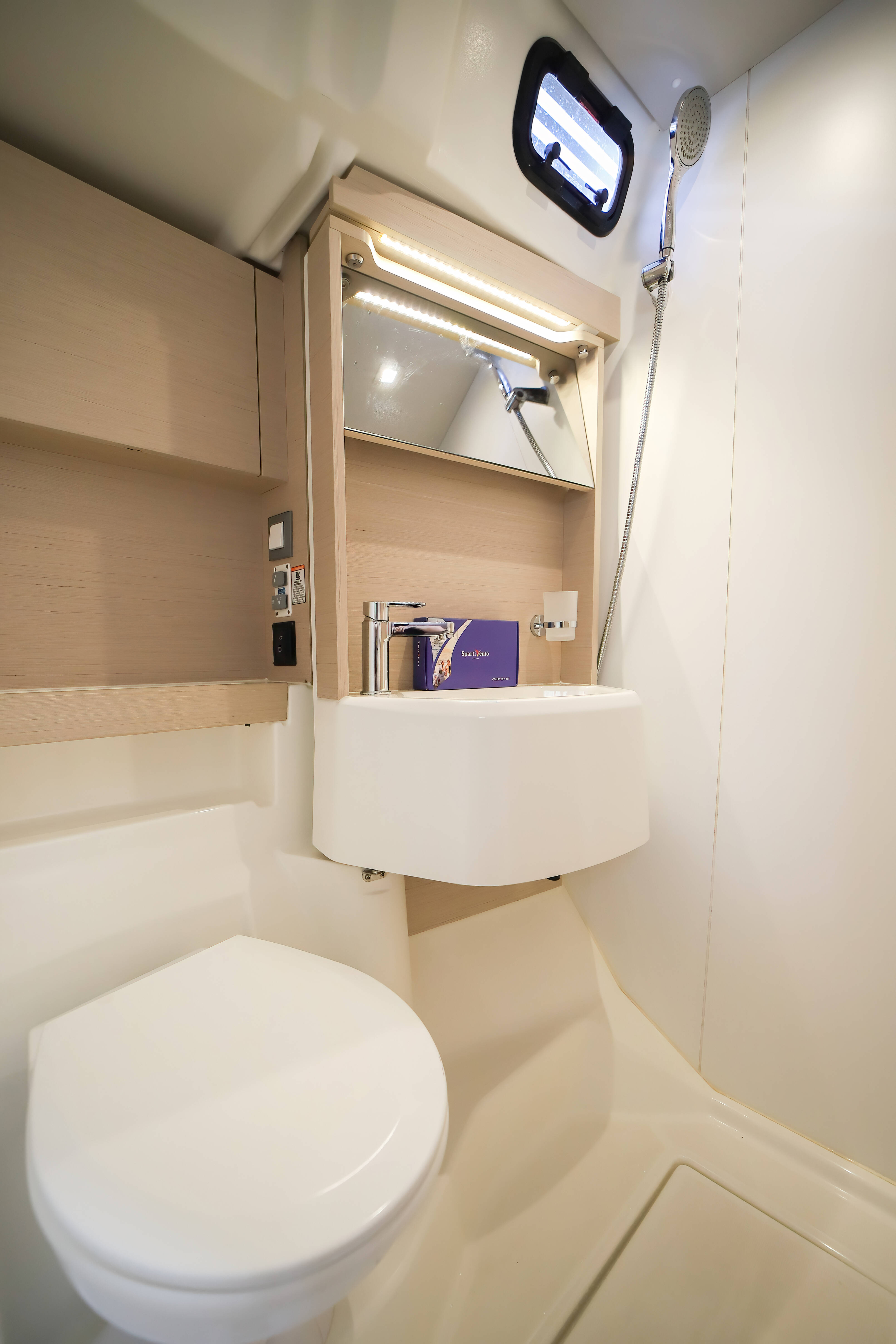 Oceanis 51.1 Zagara - Premium line
