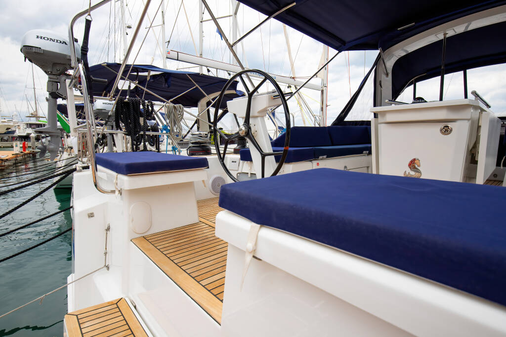 Oceanis 51.1 Elpida - Premium line