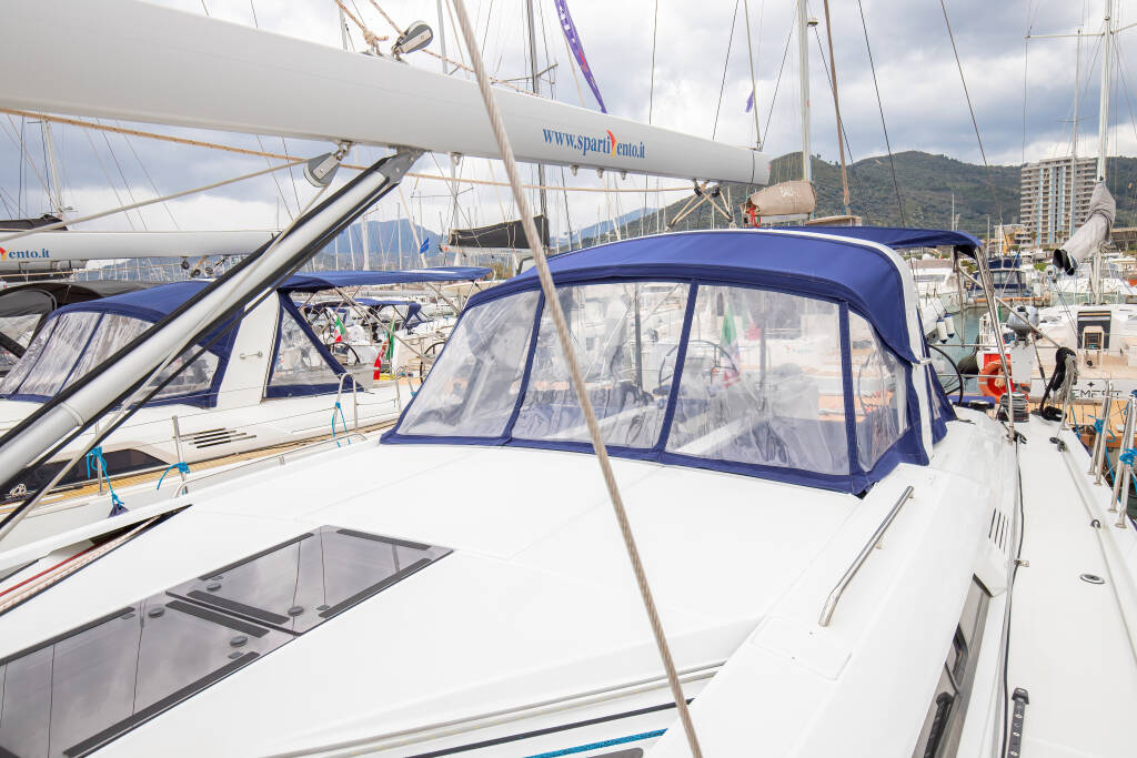 Oceanis 51.1 Elpida - Premium line