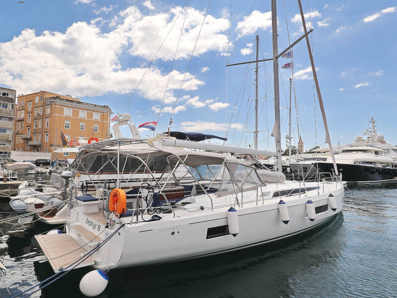Oceanis 51.1 ZEPHYR B