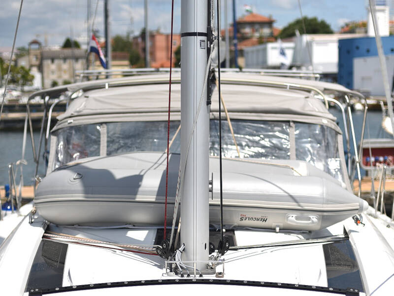 Oceanis 51.1 ZEPHYR B 