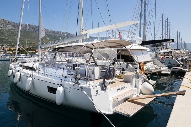 Oceanis 51.1 MAMAMIA (WITH AC&GENERATOR OWNER VERSION)