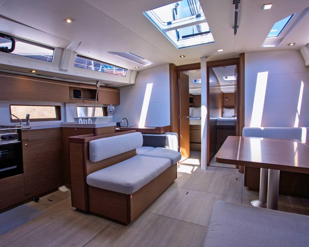 Oceanis 51.1 Le Streghe - Comfort line