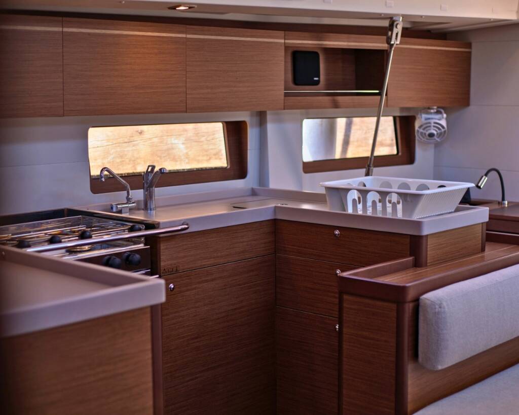 Oceanis 51.1 Le Streghe - Comfort line