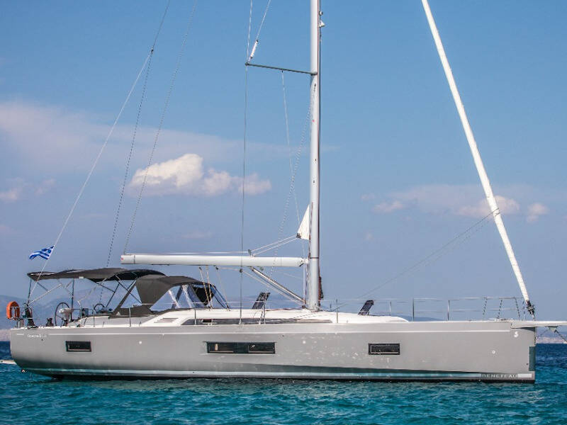 Oceanis 51.1 NIREAS (generator, air condition, pearl grey hull, 1 SUP free of charge)