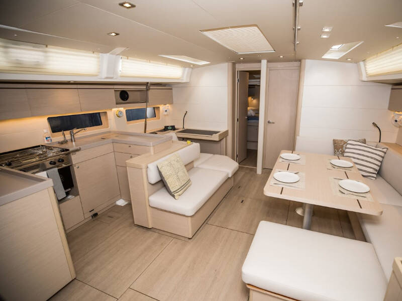 Oceanis 51.1 NIREAS (generator, air condition, pearl grey hull, 1 SUP free of charge)