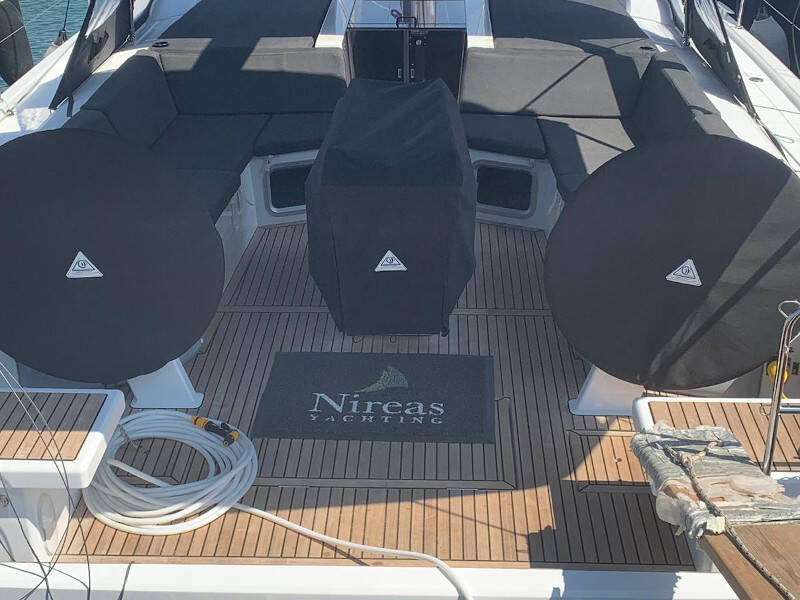 Oceanis 51.1 NIREAS (generator, air condition, pearl grey hull, 1 SUP free of charge)