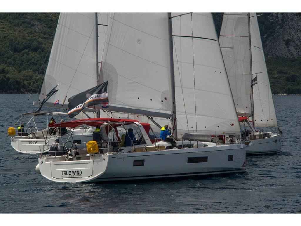 Oceanis 51.1 True Wind