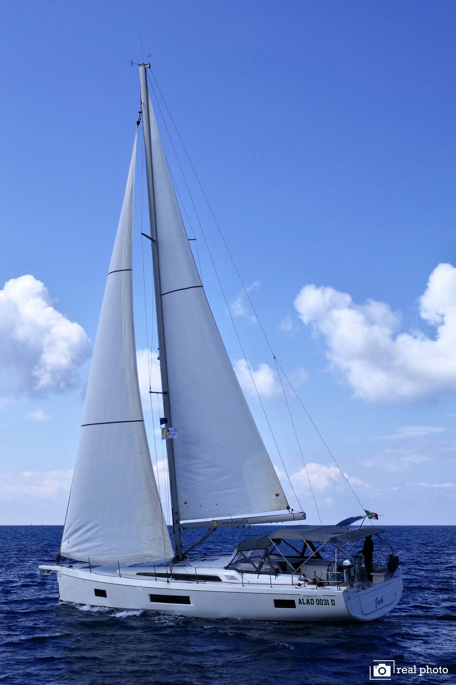 Oceanis 51.1 Jack - Water maker, Solar Panel