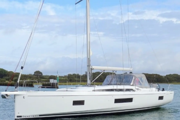 Oceanis 51.1 • Bolero