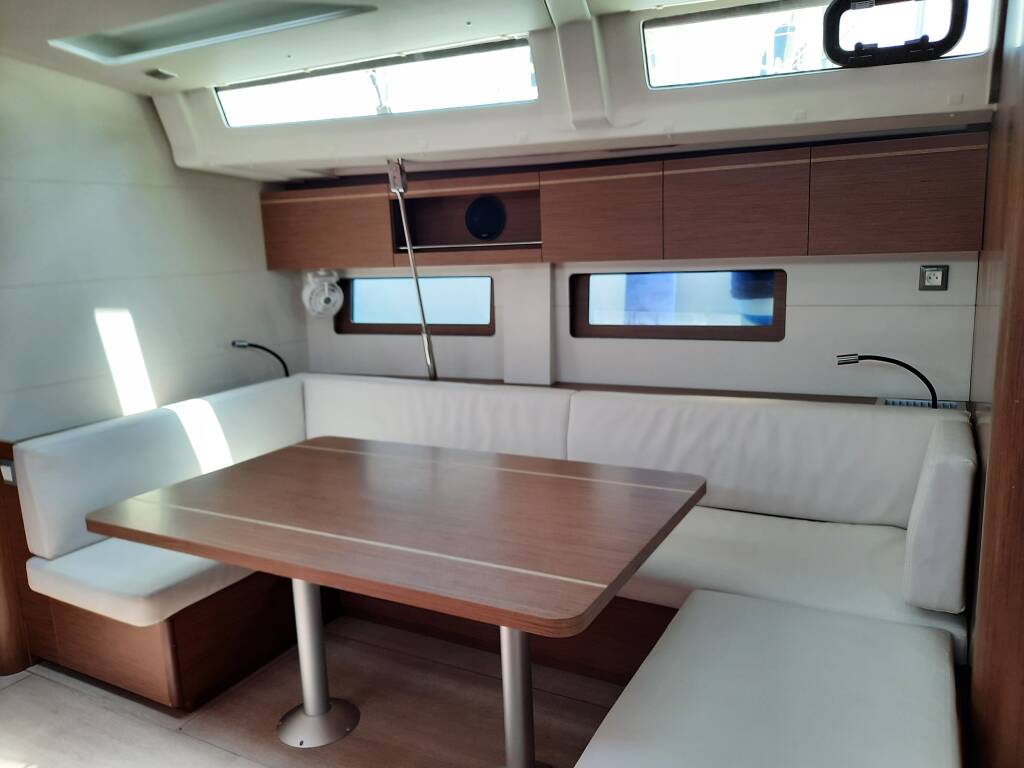 Oceanis 51.1 Senza Confini II