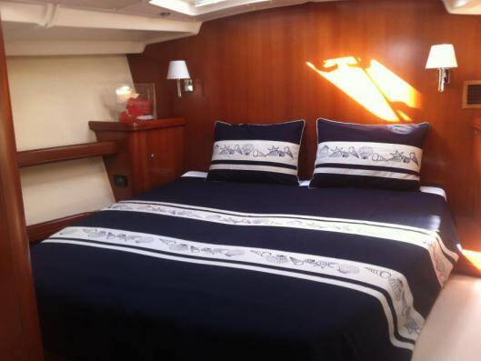 Oceanis 523 Clipper Blue Magic