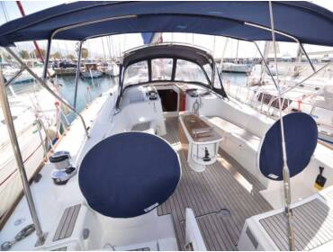 Oceanis 54 • Captain John