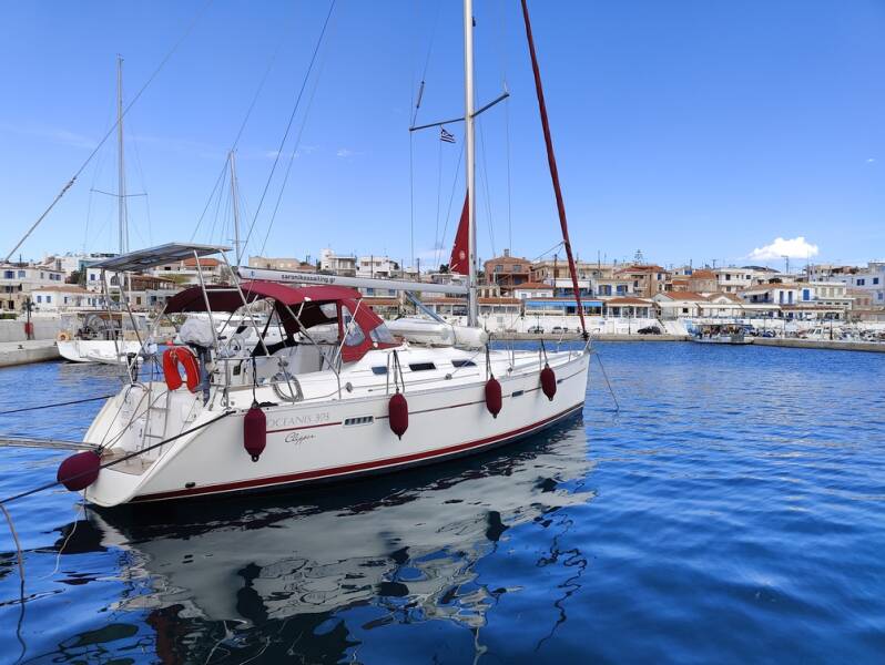 Oceanis Clipper 393 • Crete