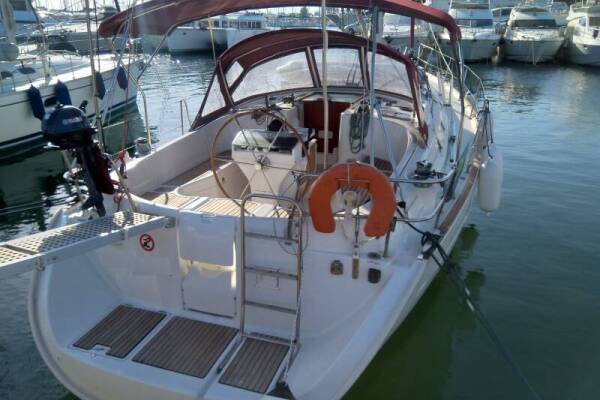 Oceanis Clipper 411 Nemesis