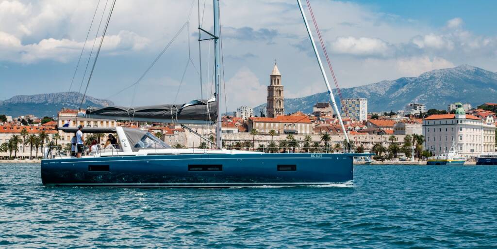 Oceanis Yacht 54 BIG BLUE