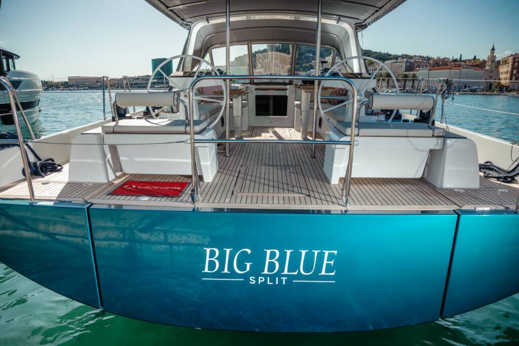 Oceanis Yacht 54 BIG BLUE