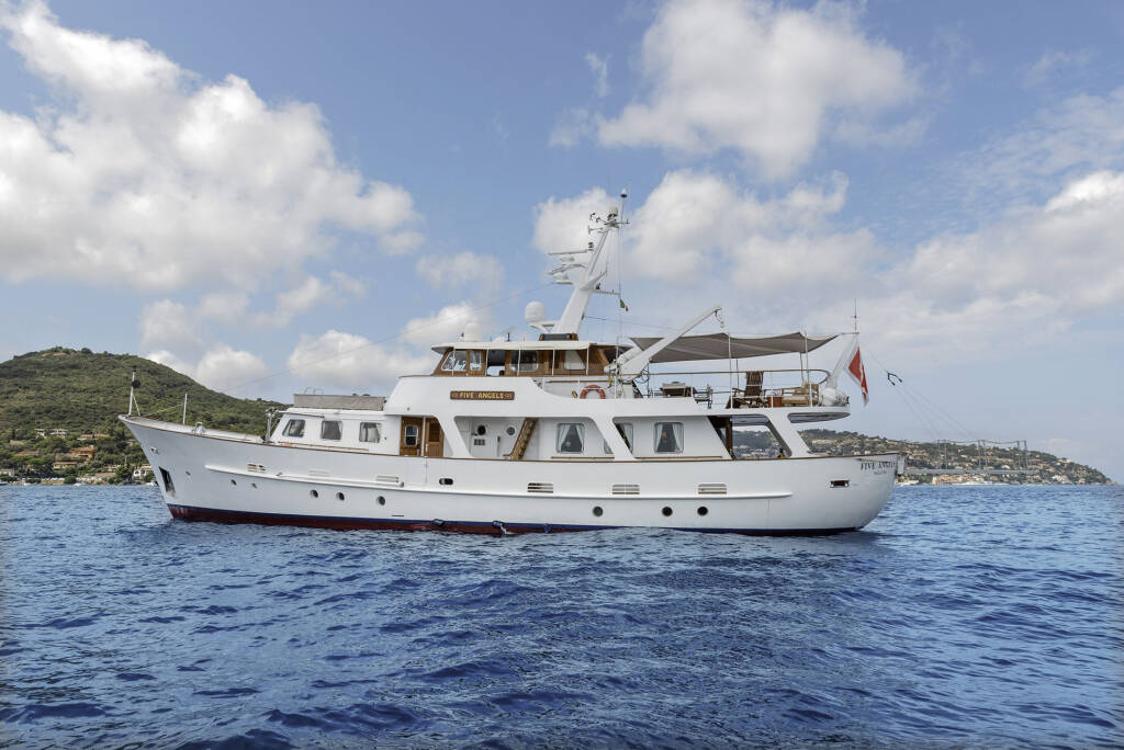 Pacific Class 85 Five Angels - Motor yacht