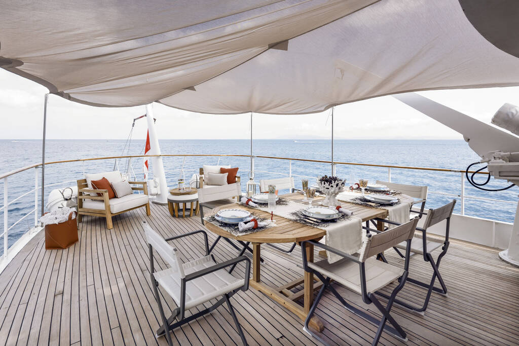 Pacific Class 85 Five Angels - Motor yacht