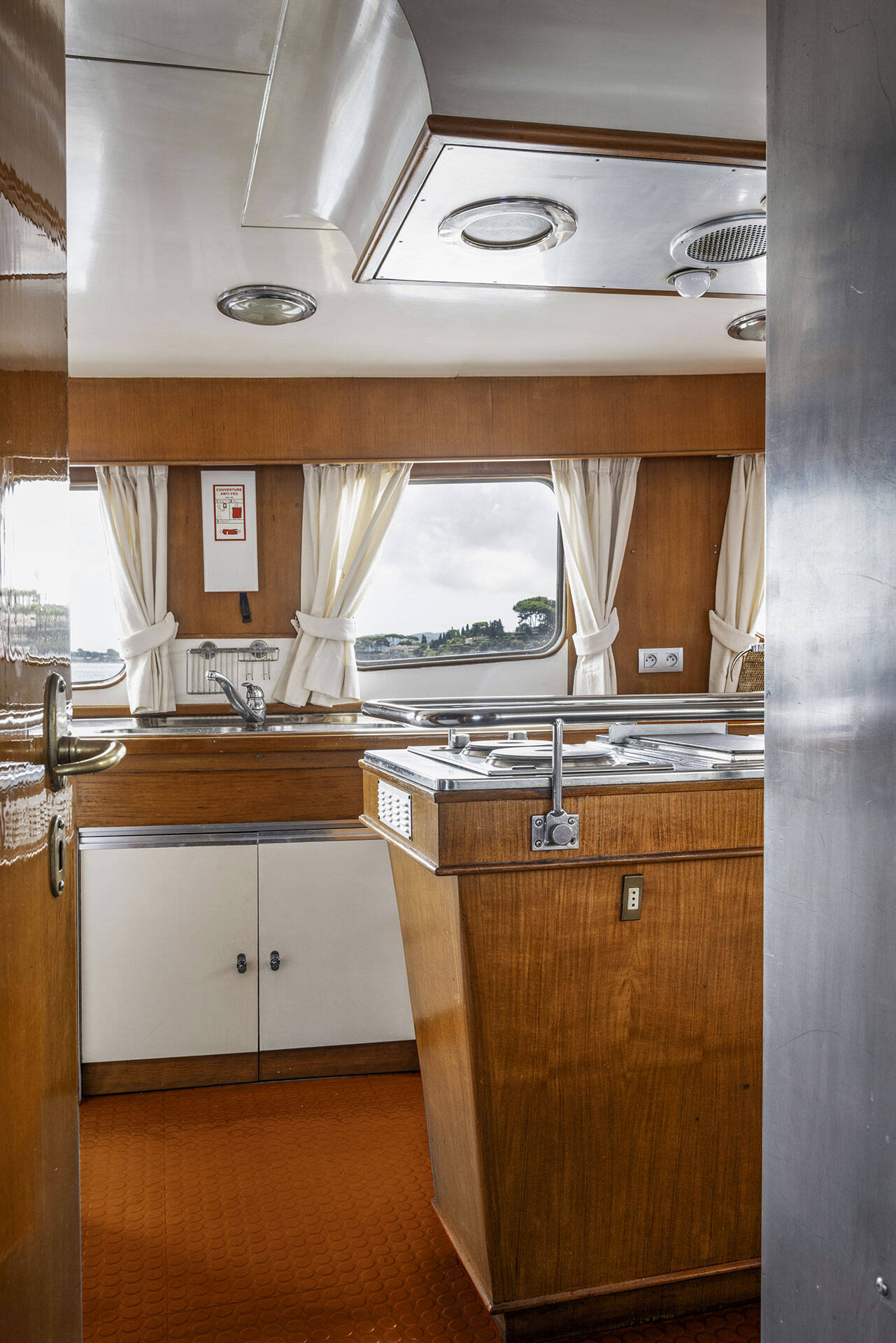 Pacific Class 85 Five Angels - Motor yacht