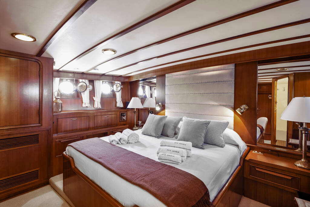 Pacific Class 85 Five Angels - Motor yacht