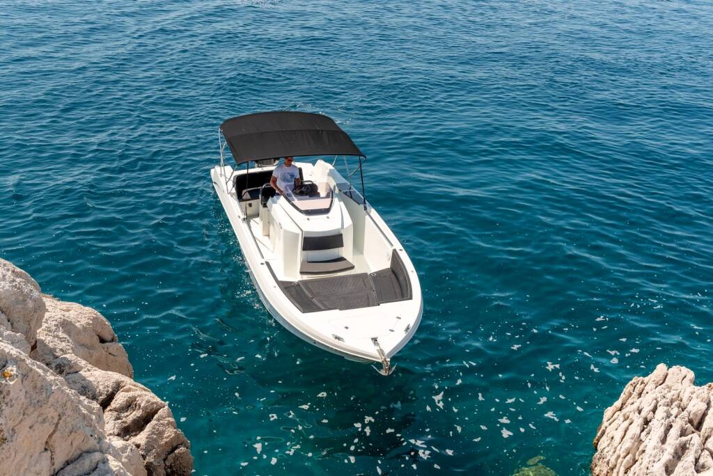 Pacific Craft 27 RX Bahamas