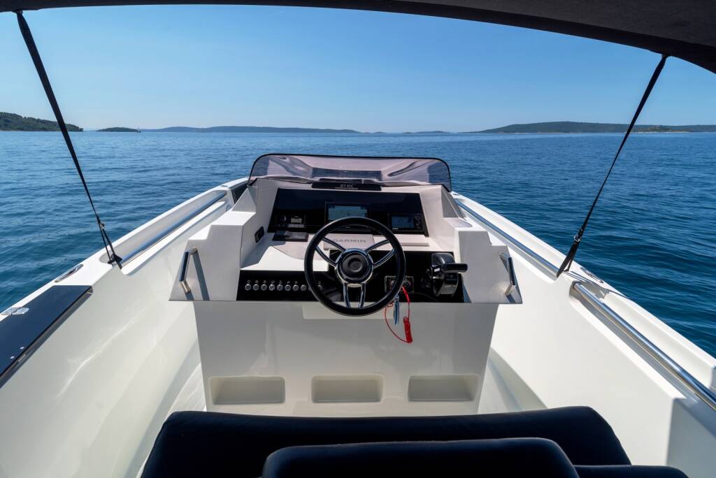 Pacific Craft 27 RX Bahamas