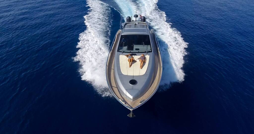 Pearl Sea 56 Silver Arrow