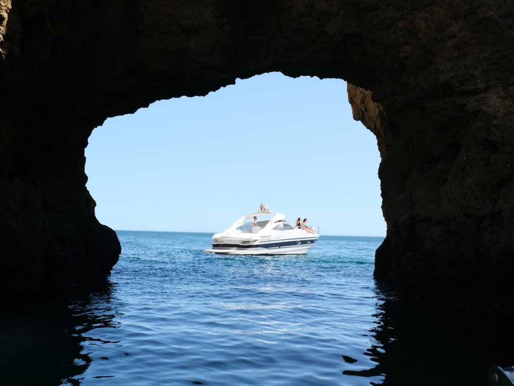 Pershing 37 Just Pershing