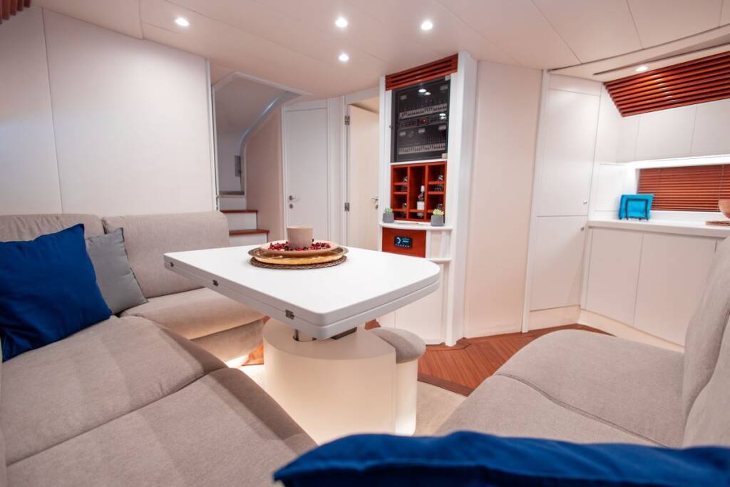 Pershing 52 MIRA