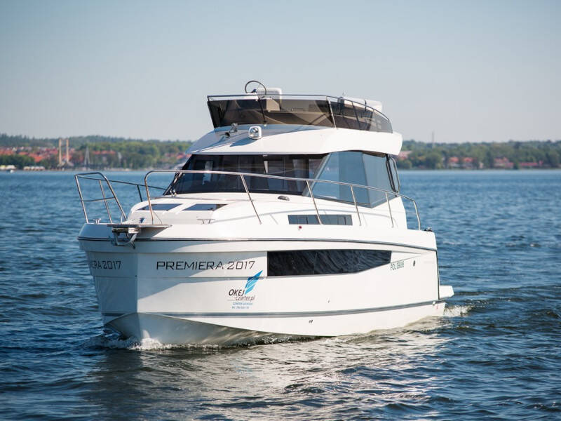 Platinum 989 Platinum 989 Flybridge (Premiera)